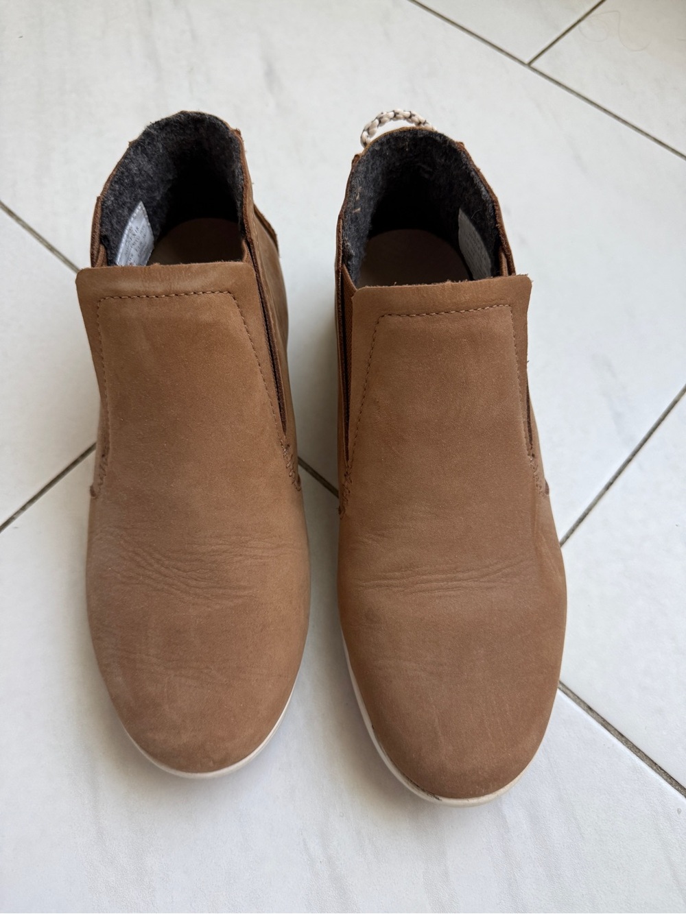 Women’s OluKai Slip-On Suede Waterproof boots in Brown